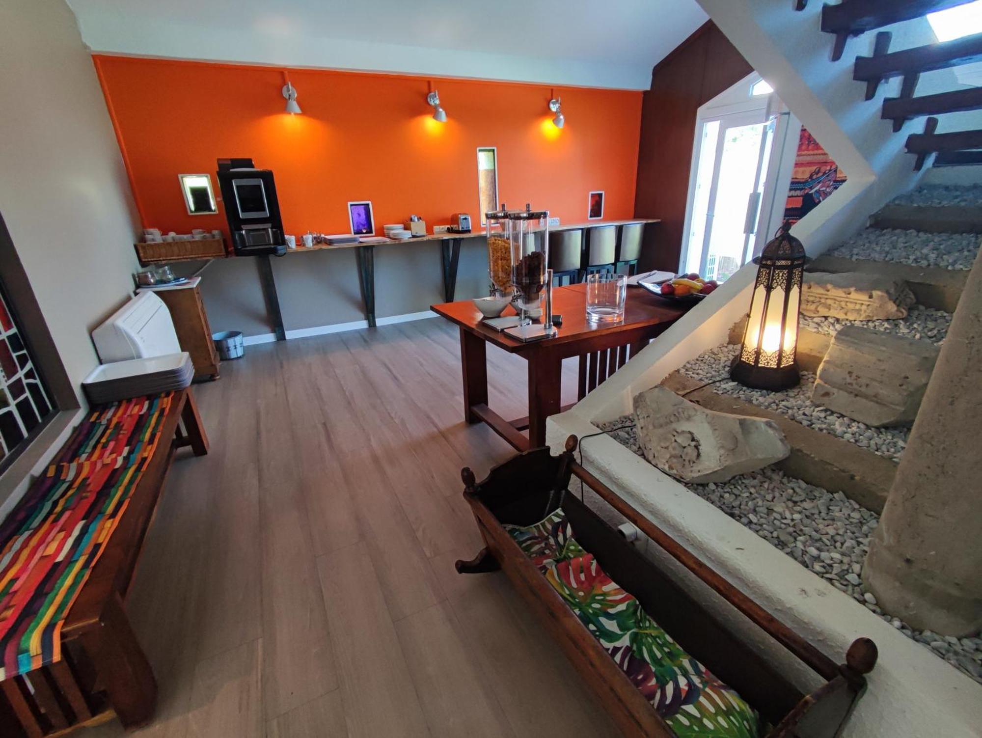 Moodz Hotel Vienne Pont-Eveque エクステリア 写真