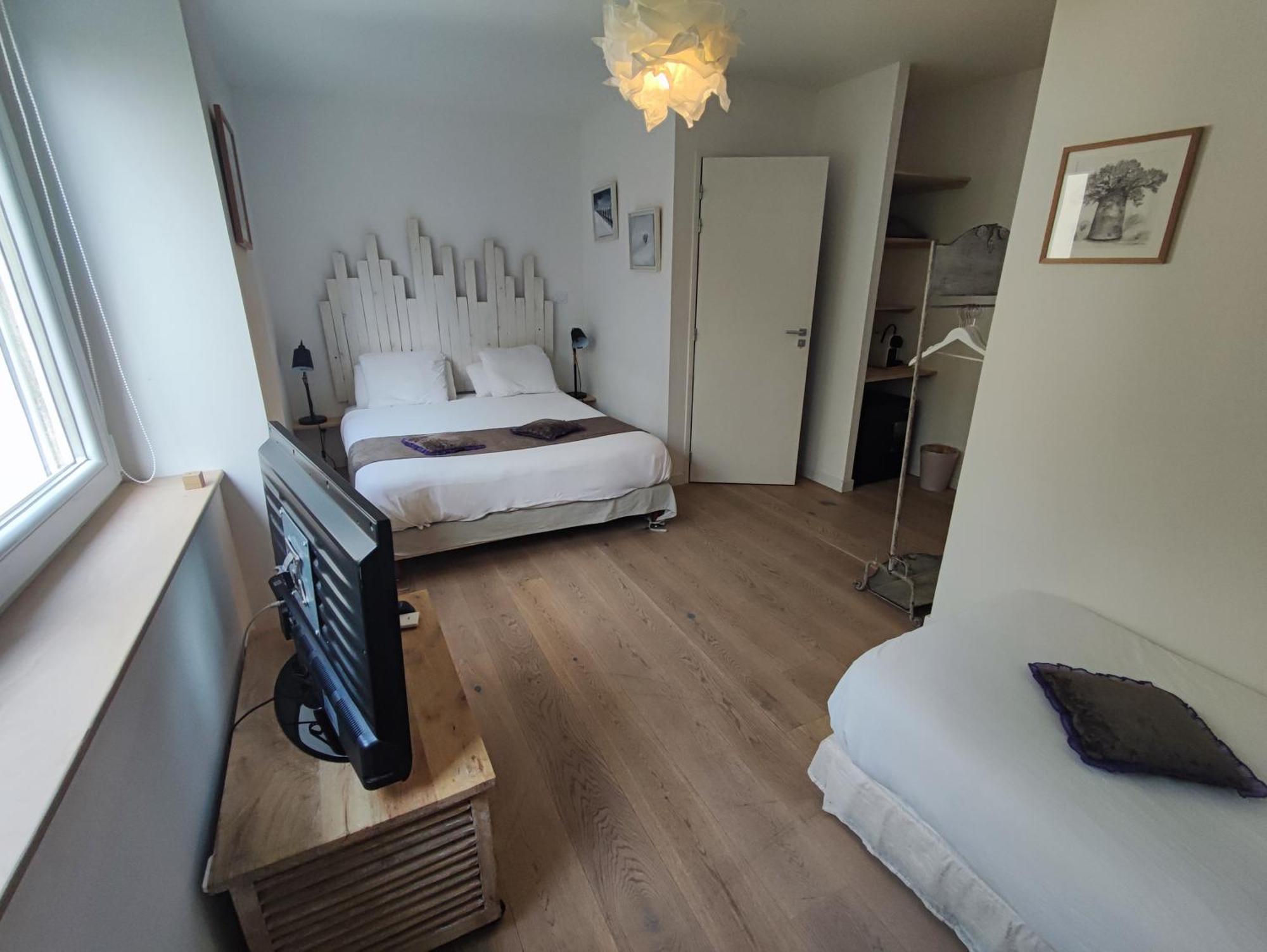 Moodz Hotel Vienne Pont-Eveque エクステリア 写真