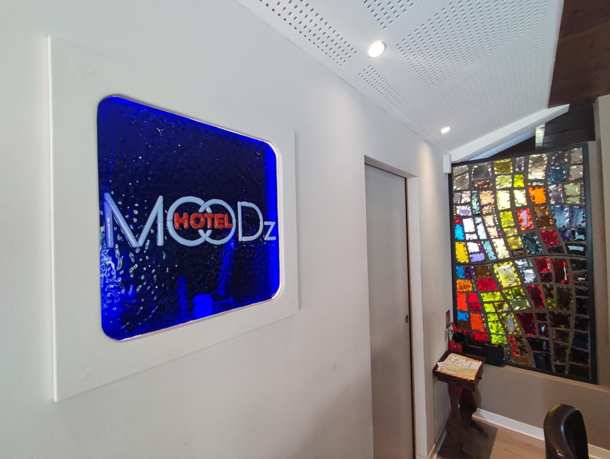 Moodz Hotel Vienne Pont-Eveque エクステリア 写真