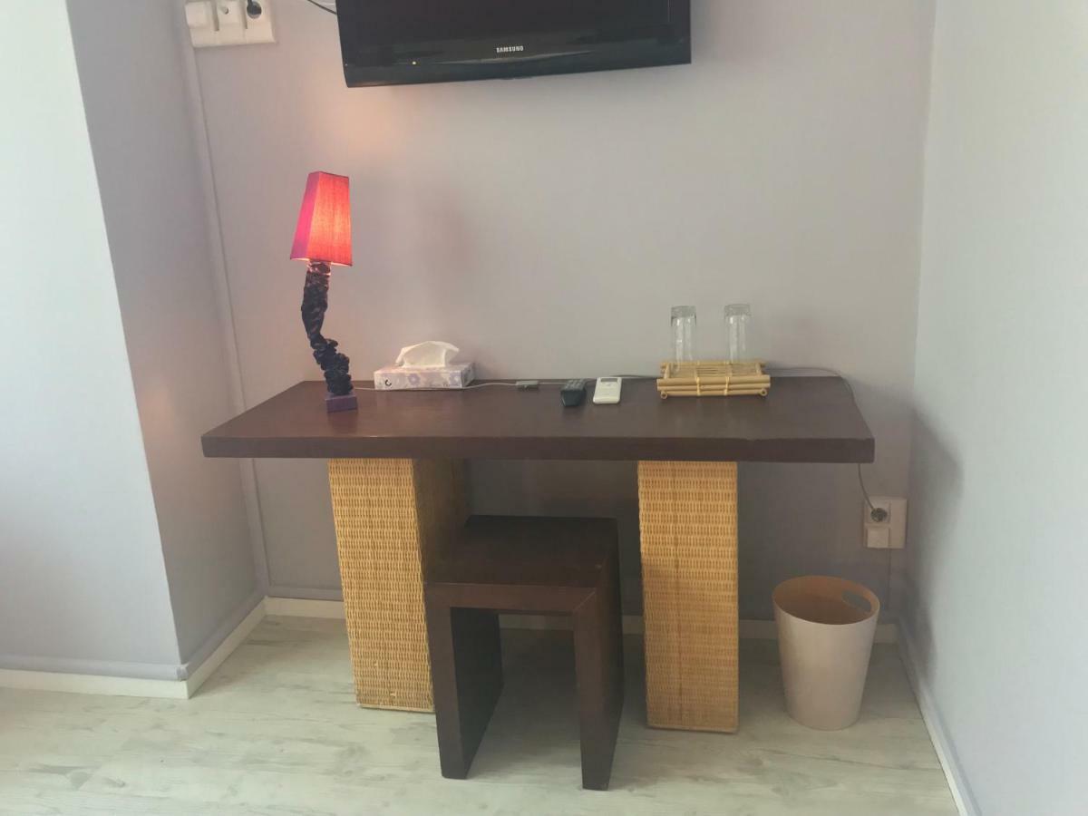 Moodz Hotel Vienne Pont-Eveque エクステリア 写真