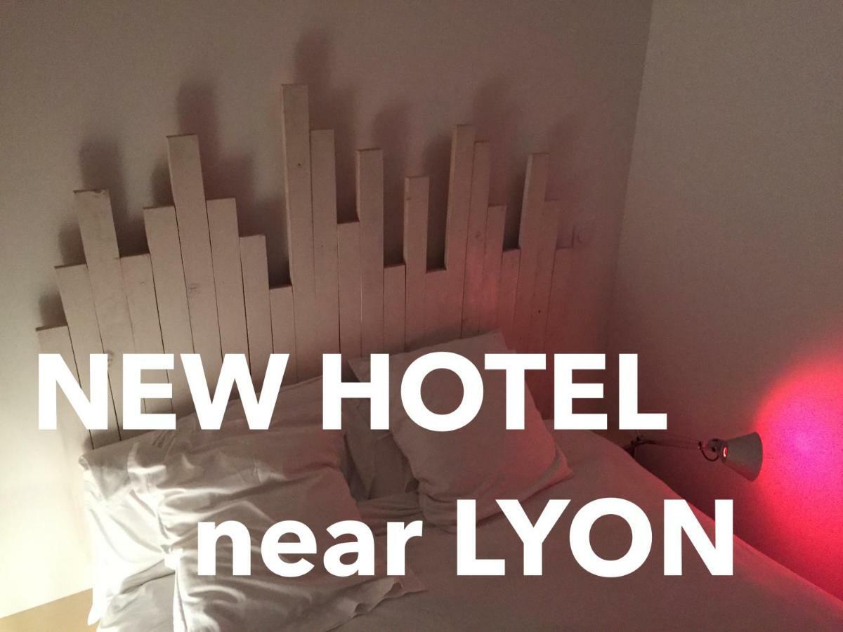 Moodz Hotel Vienne Pont-Eveque エクステリア 写真