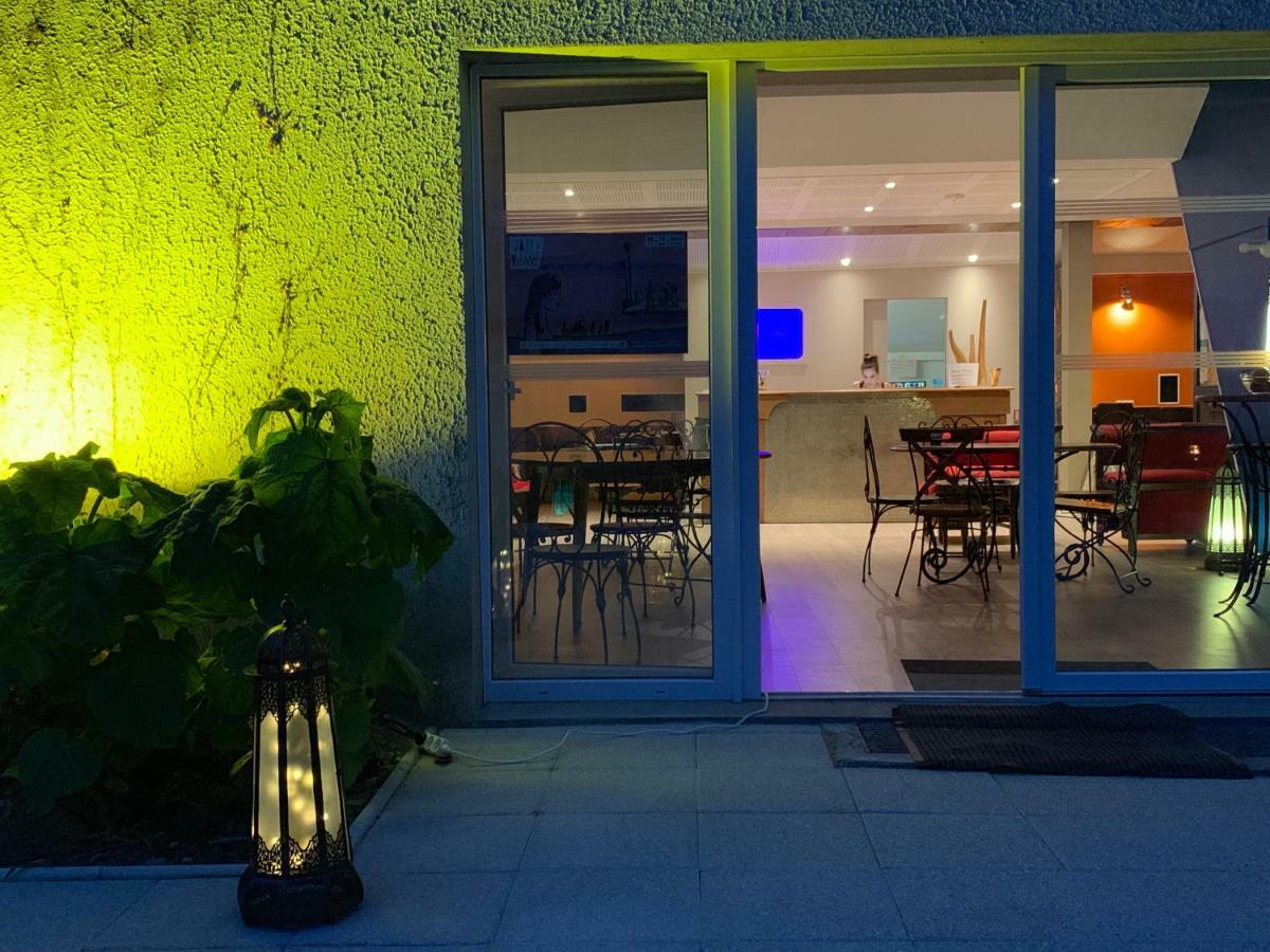 Moodz Hotel Vienne Pont-Eveque エクステリア 写真